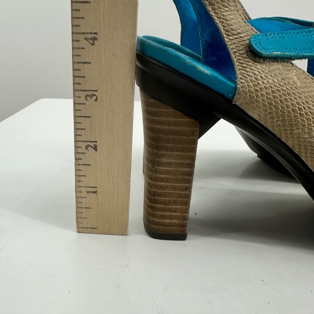 TSUBO Anara Mary Jane Heels Sandals Putty Teal Blue T Strap Heel Womens 8 - Picture 5 of 9